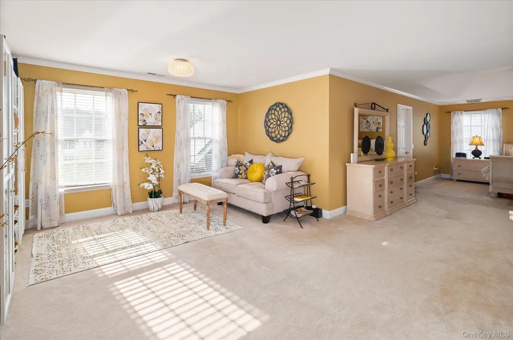 15 Hallocks Run Somers NY 10589