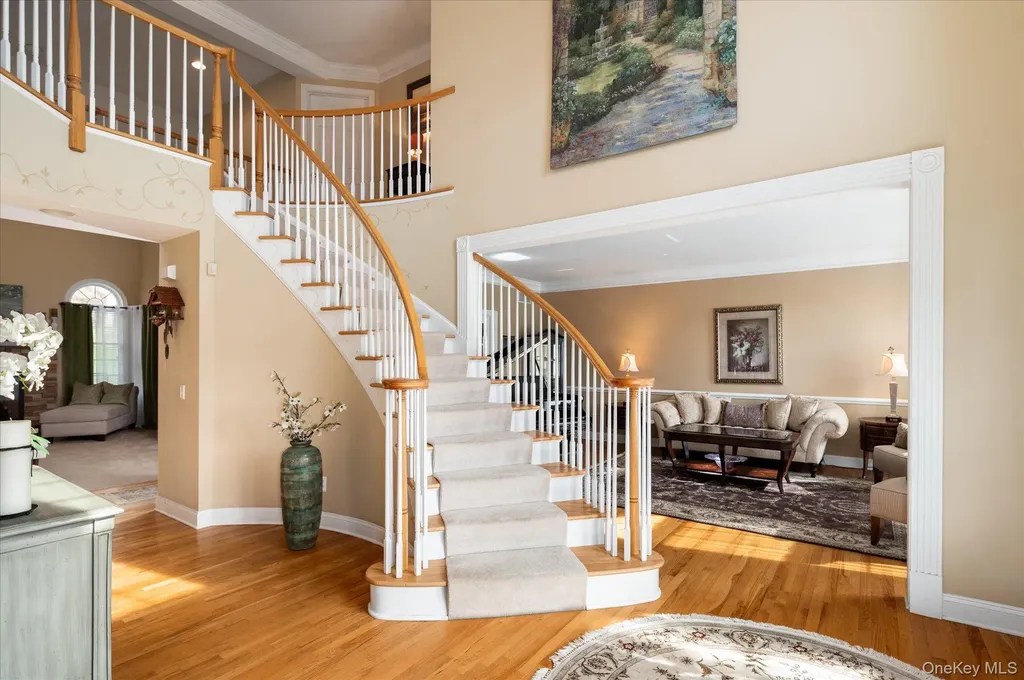 15 Hallocks Run Somers NY 10589