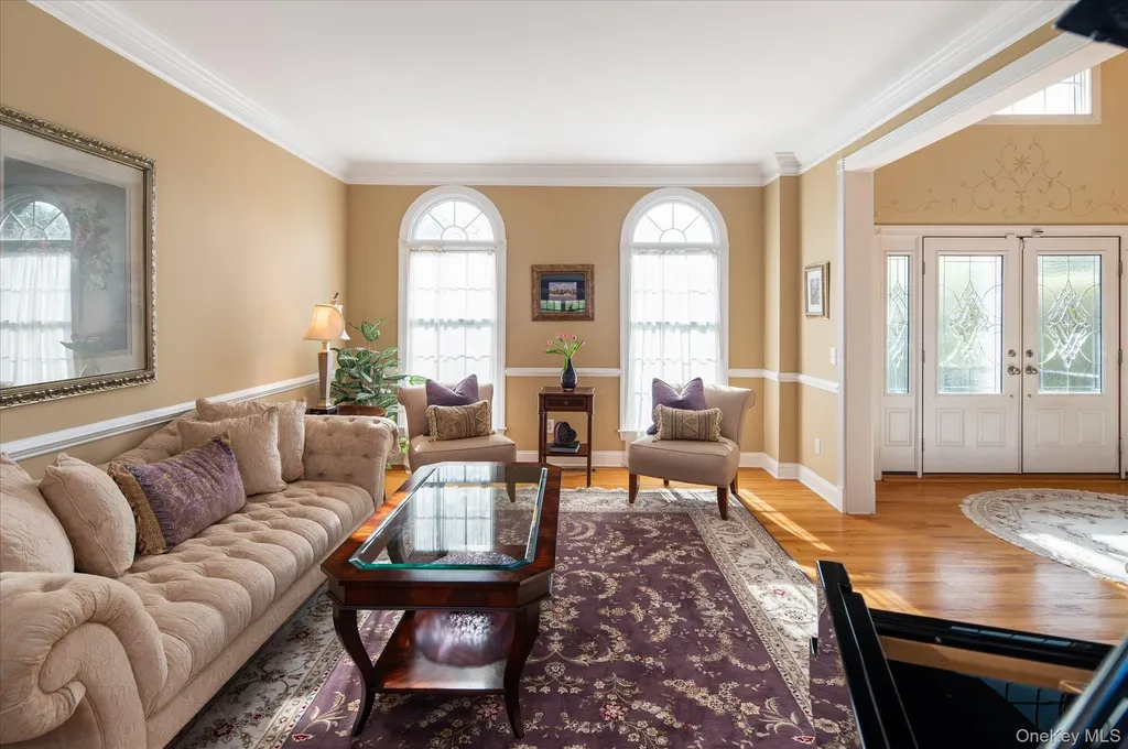 15 Hallocks Run Somers NY 10589