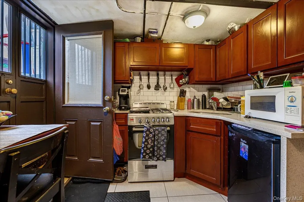 755 49th Street Brooklyn NY 11220