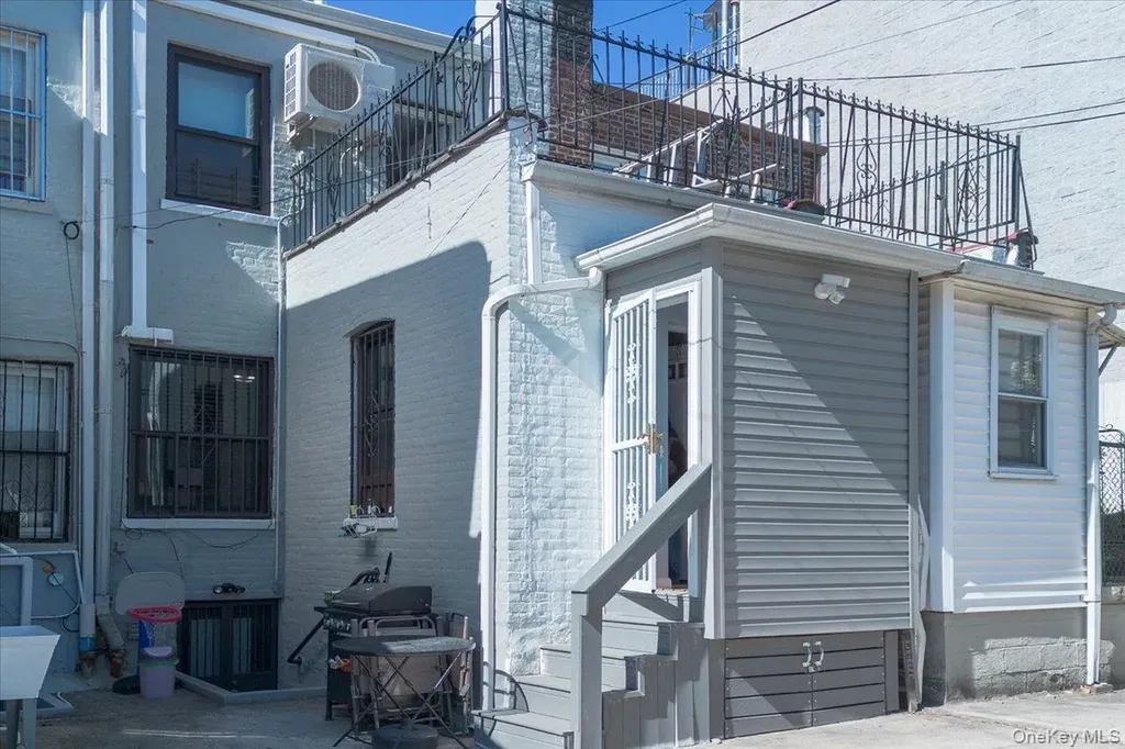 755 49th Street Brooklyn NY 11220