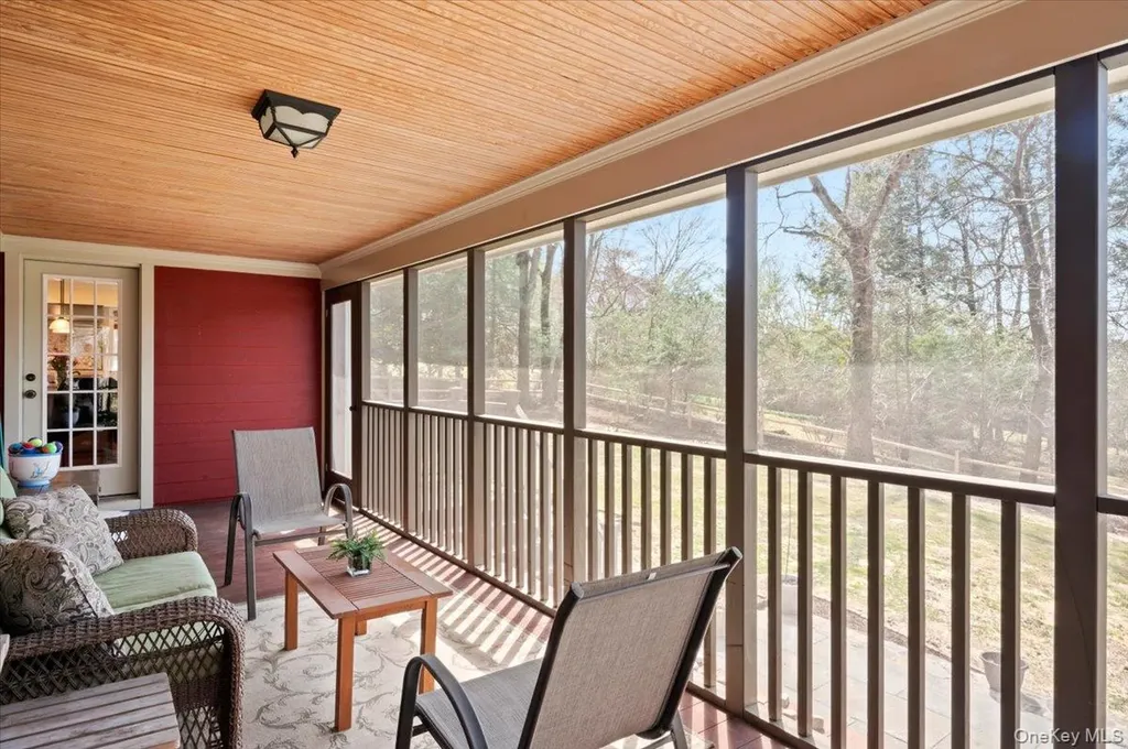 14 Crossways Chappaqua NY 10514