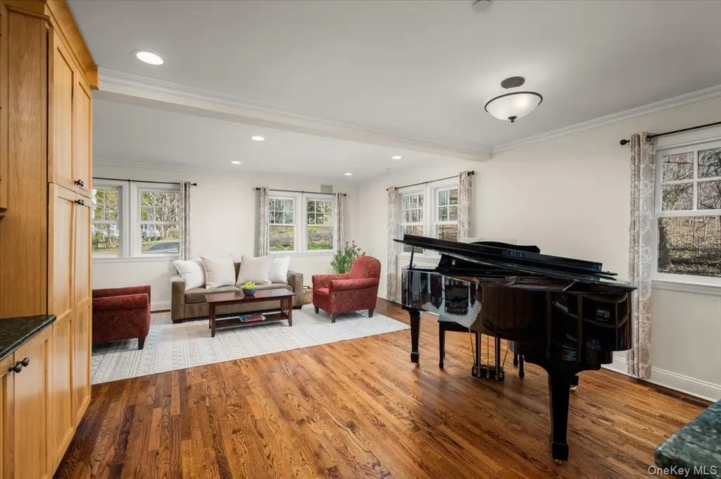 14 Crossways Chappaqua NY 10514