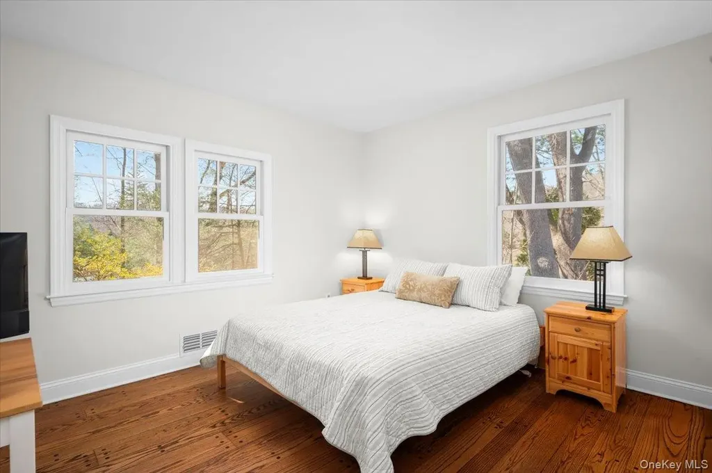 14 Crossways Chappaqua NY 10514