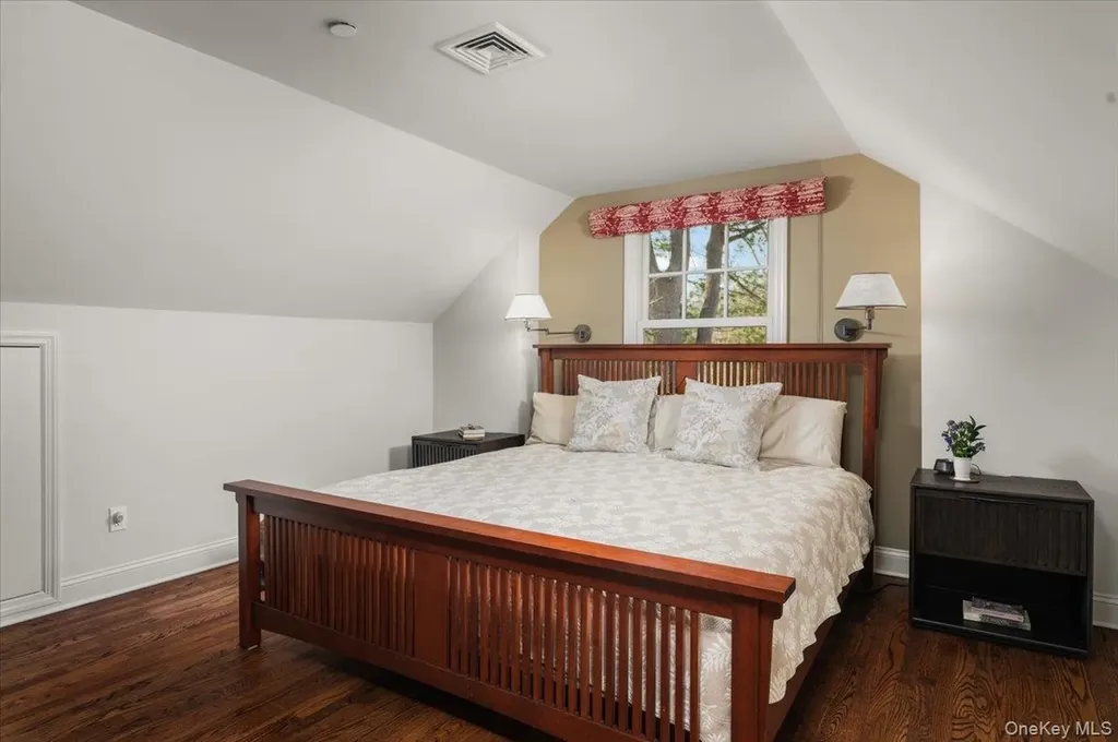 14 Crossways Chappaqua NY 10514