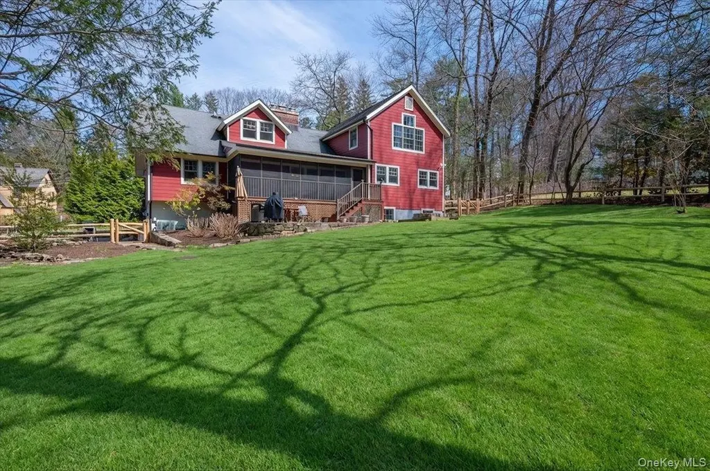 14 Crossways Chappaqua NY 10514