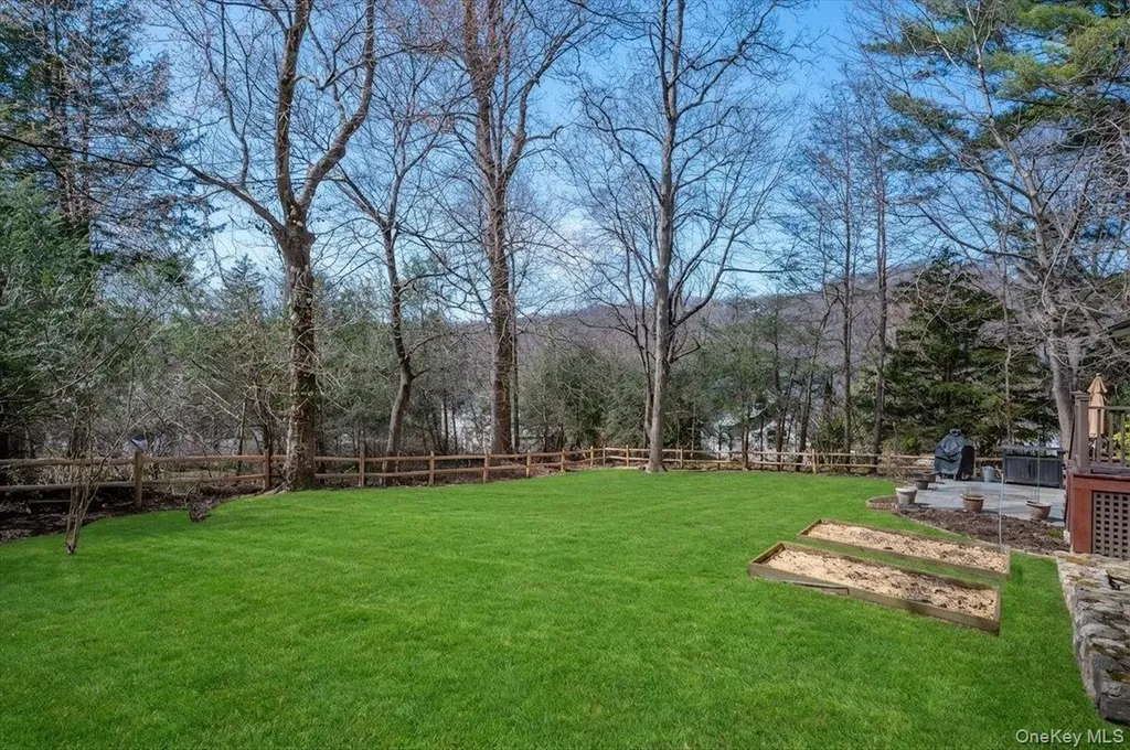 14 Crossways Chappaqua NY 10514