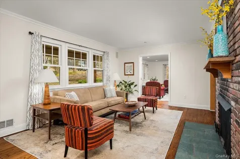 14 Crossways Chappaqua NY 10514