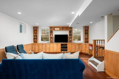 14 Crossways Chappaqua NY 10514