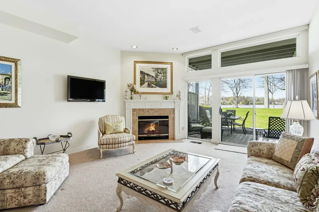 35 Waterside Close Eastchester NY 10709