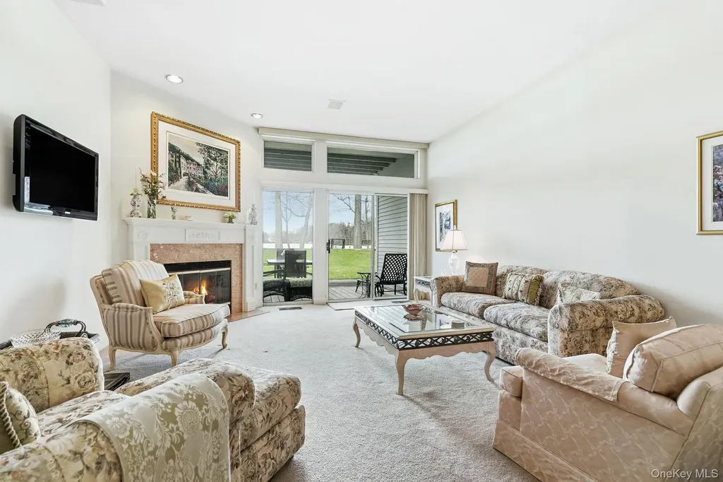 35 Waterside Close Eastchester NY 10709
