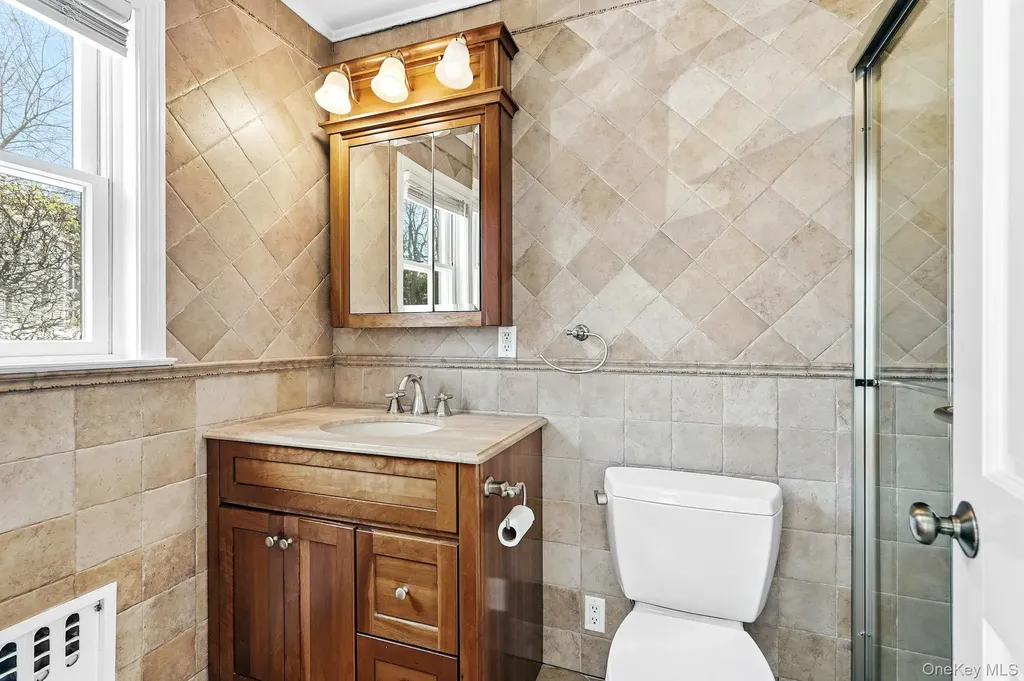 317 Hornidge Road Mamaroneck NY 10543