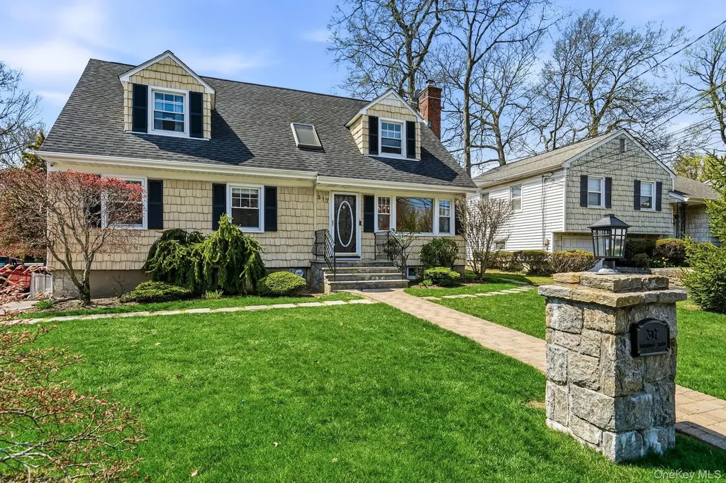 317 Hornidge Road Mamaroneck NY 10543