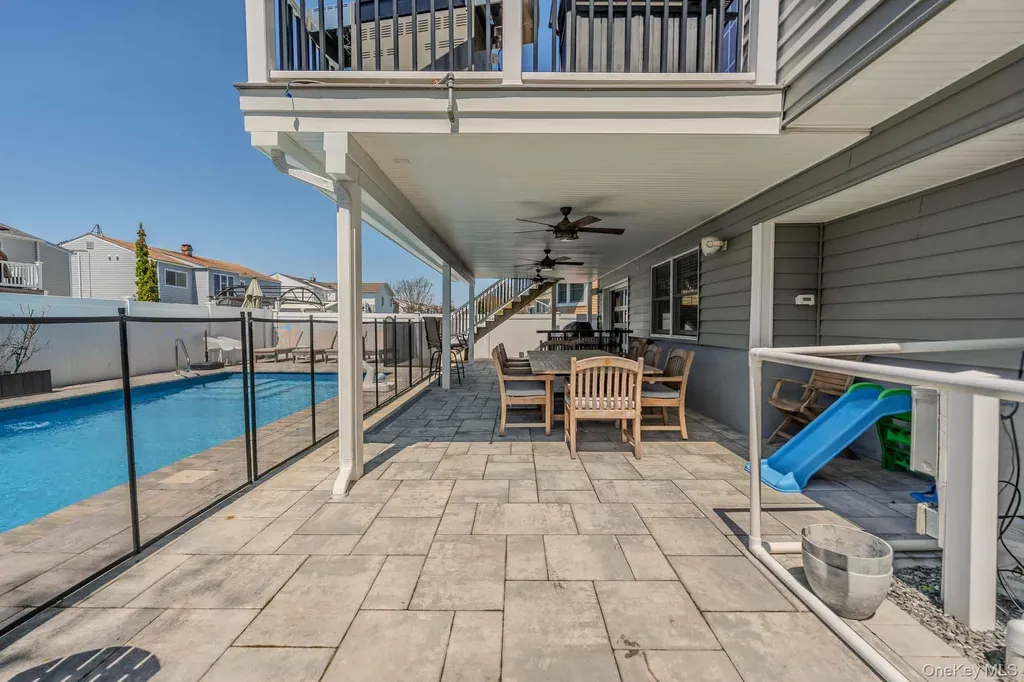 3810 Greentree Drive Oceanside NY 11572