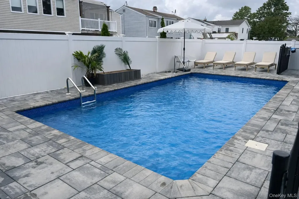 3810 Greentree Drive Oceanside NY 11572
