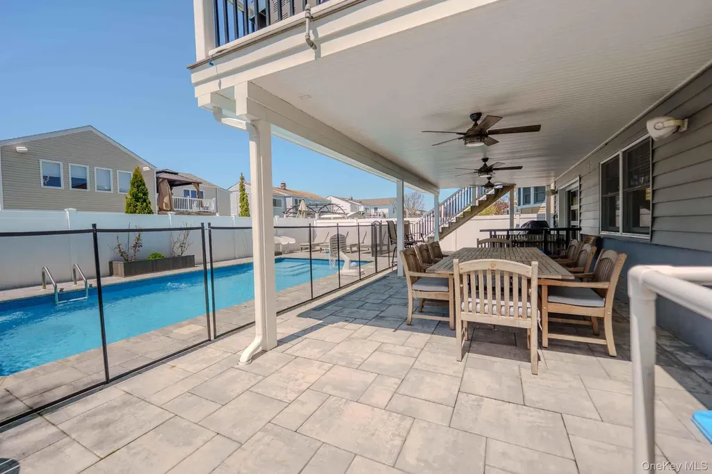 3810 Greentree Drive Oceanside NY 11572