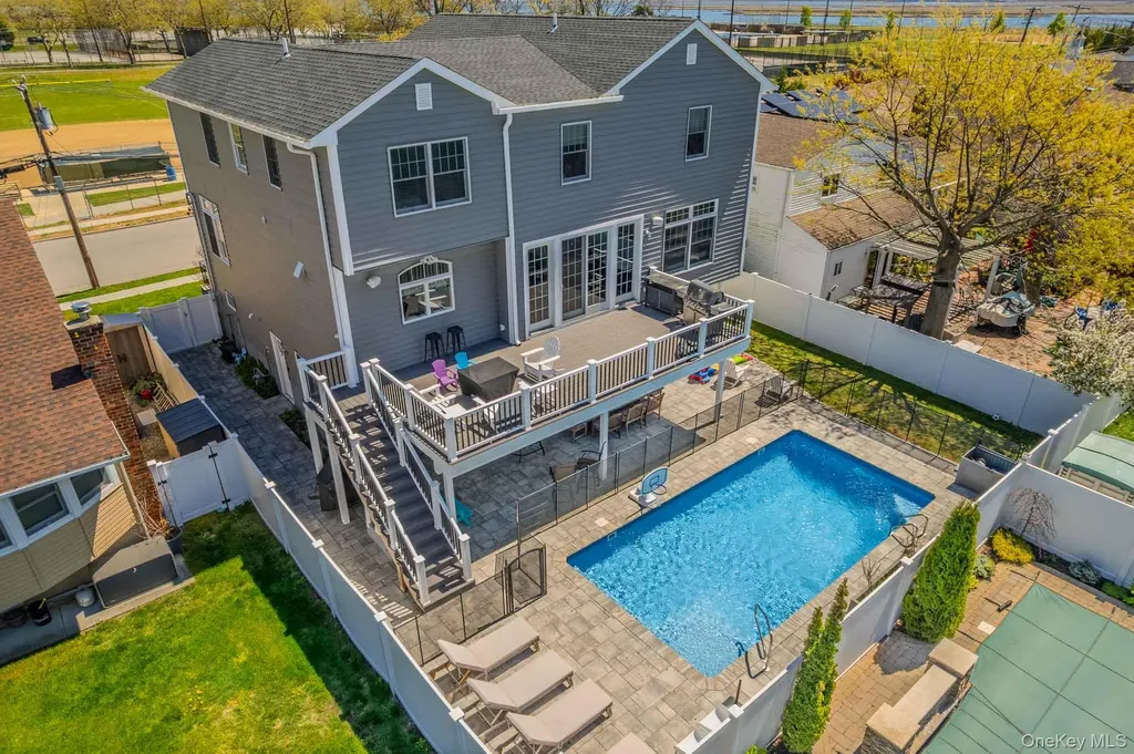 3810 Greentree Drive Oceanside NY 11572