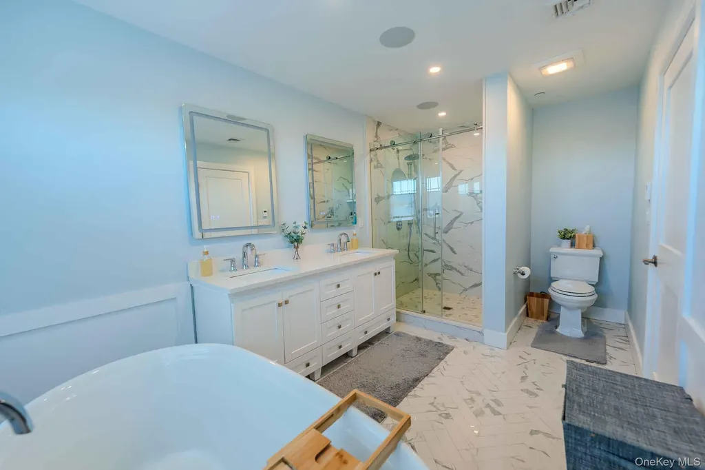 3810 Greentree Drive Oceanside NY 11572