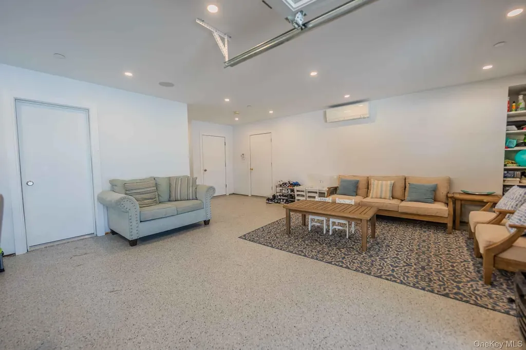 3810 Greentree Drive Oceanside NY 11572