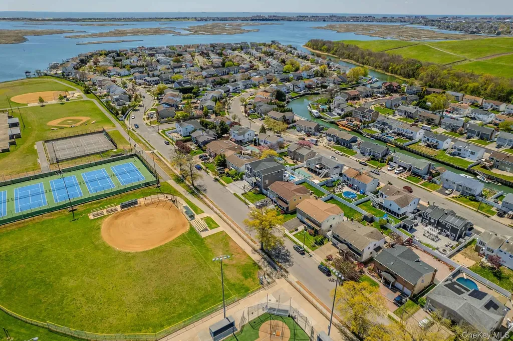 3810 Greentree Drive Oceanside NY 11572