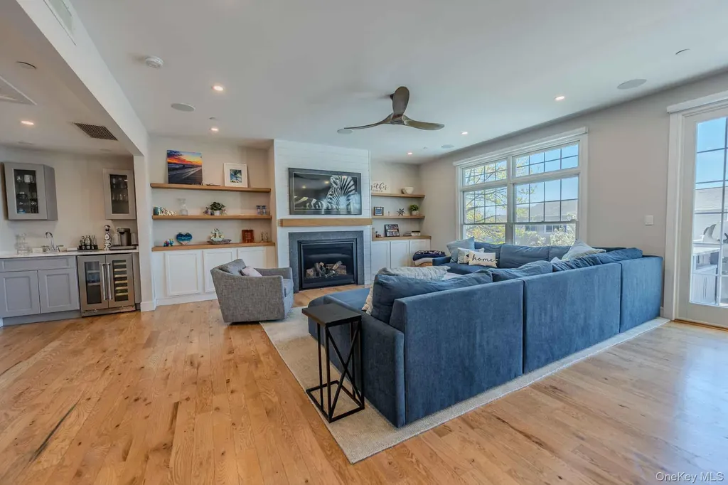 3810 Greentree Drive Oceanside NY 11572