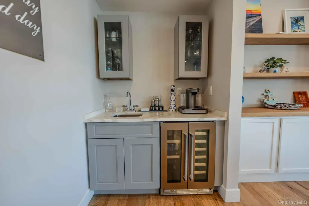 3810 Greentree Drive Oceanside NY 11572