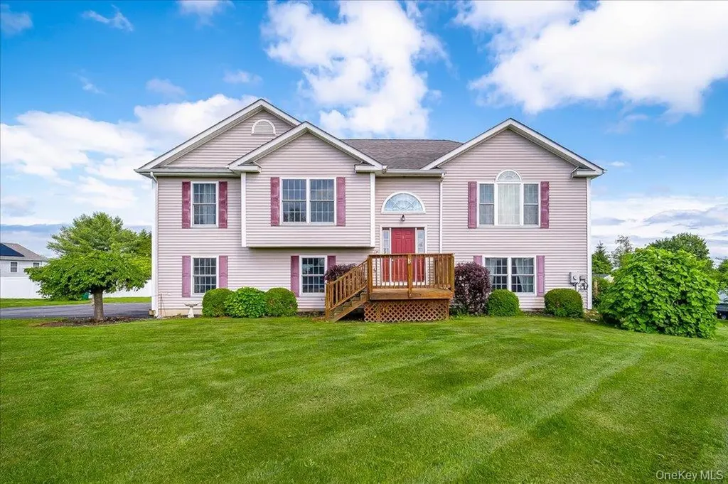 5 Sunrise Drive Milton NY 12547
