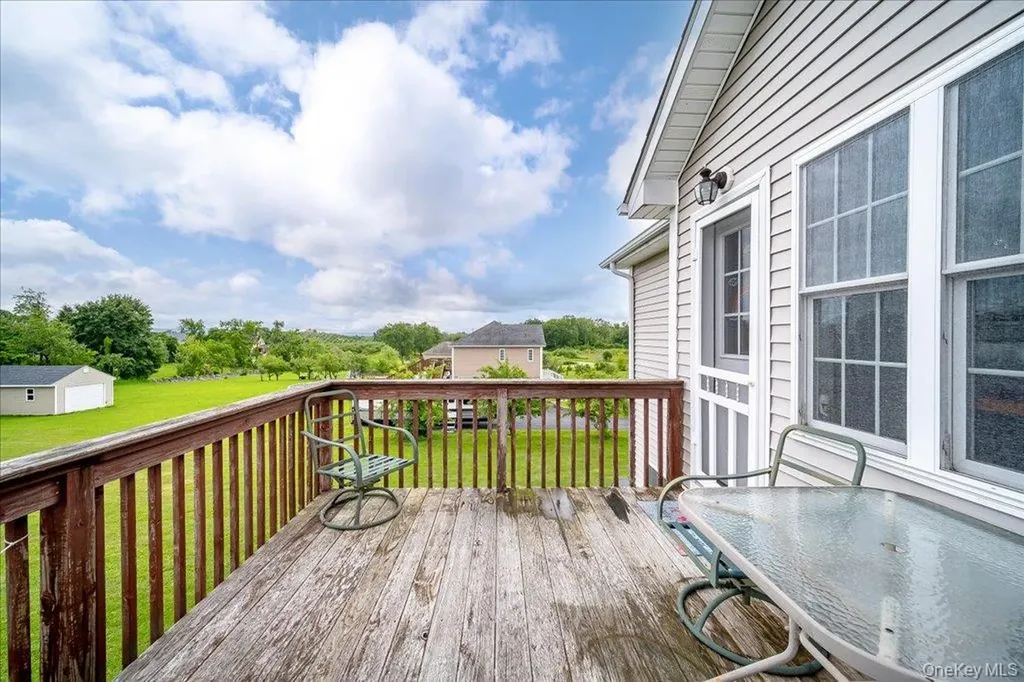 5 Sunrise Drive Milton NY 12547