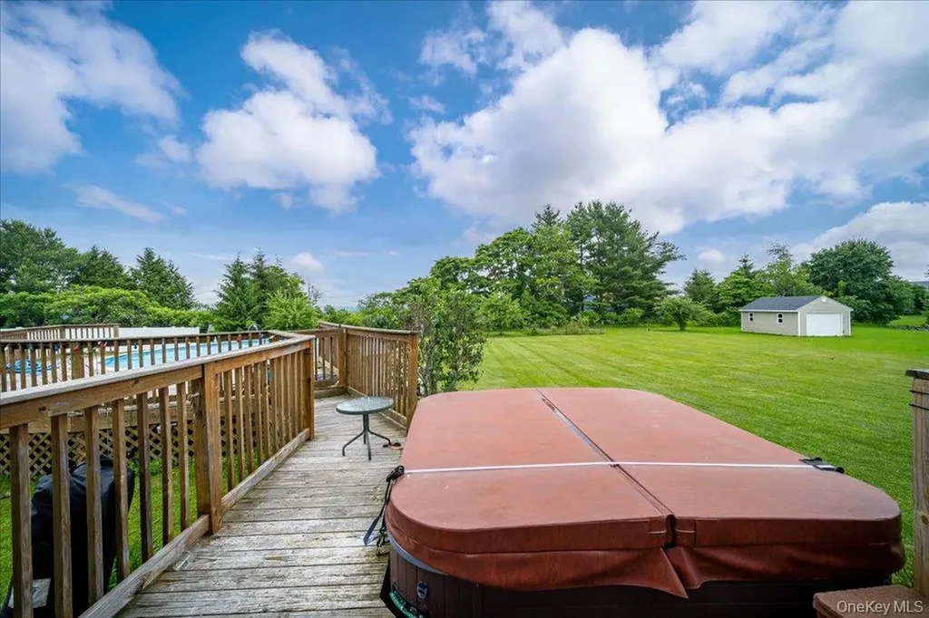 5 Sunrise Drive Milton NY 12547