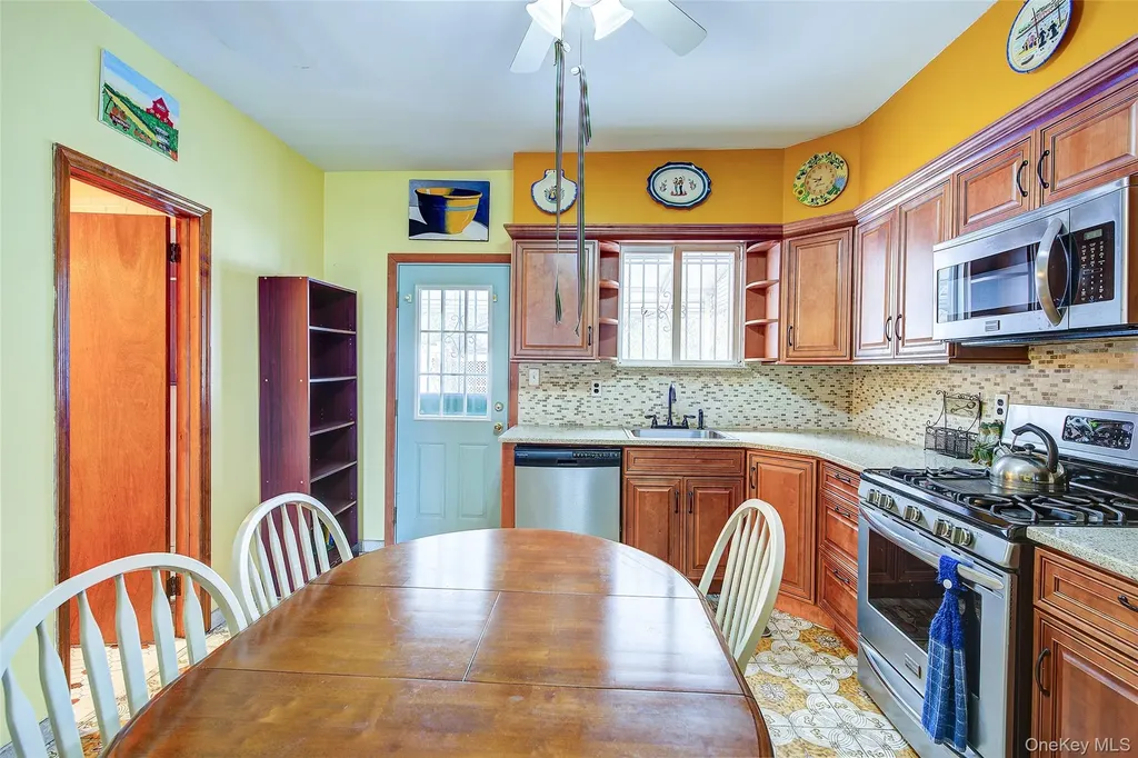 53-74 69th Street Maspeth NY 11378