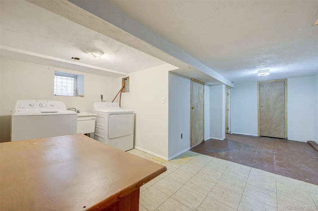 53-74 69th Street Maspeth NY 11378