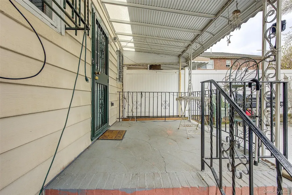 53-74 69th Street Maspeth NY 11378