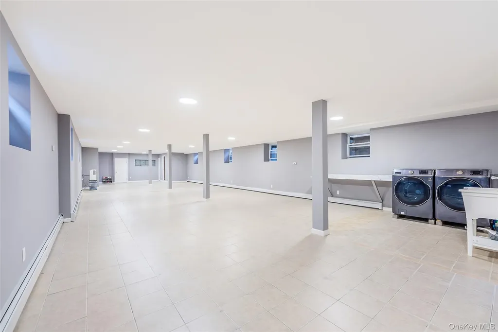 213-58 35th Avenue Bayside NY 11361