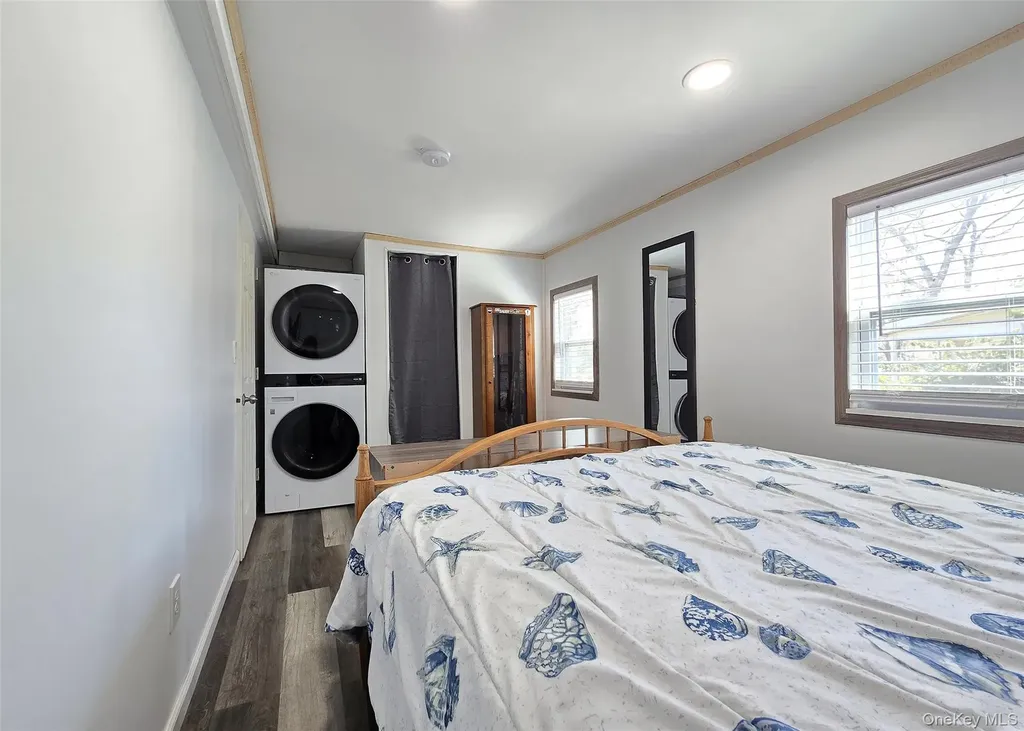 20 Daisy Place Selden NY 11784