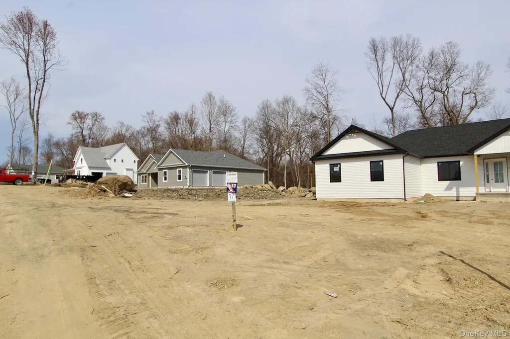 32 Tamarack Drive Newburgh NY 12550