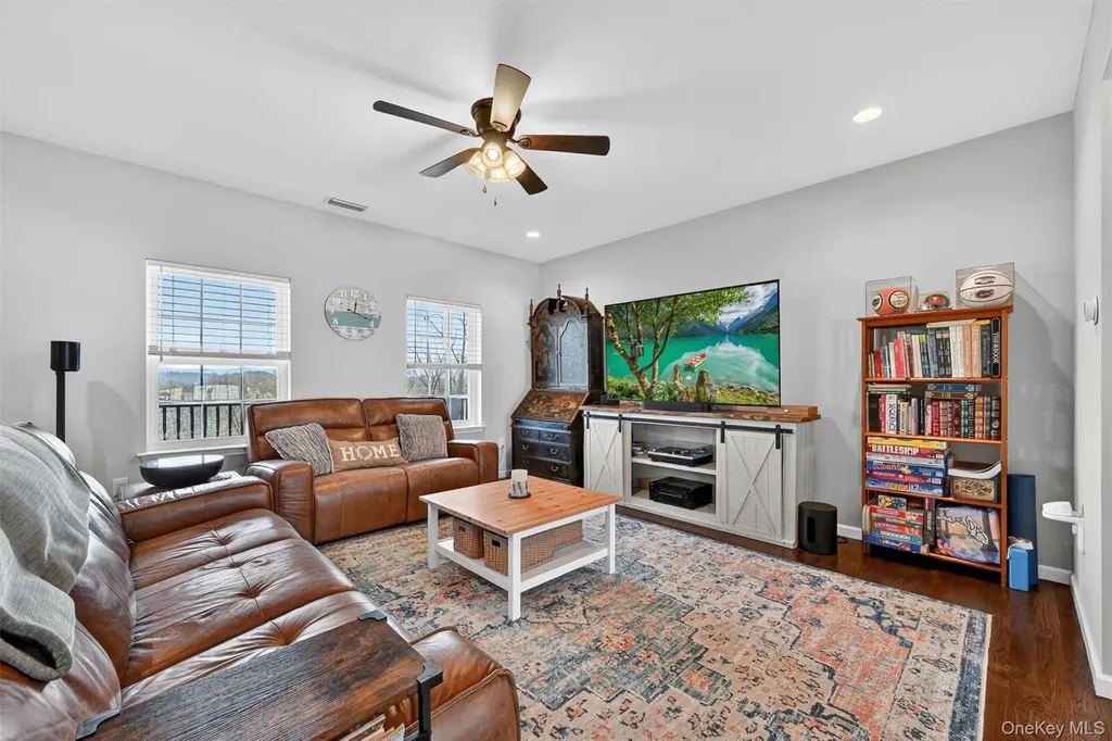 26 Curtin Lane Marlboro NY 12542