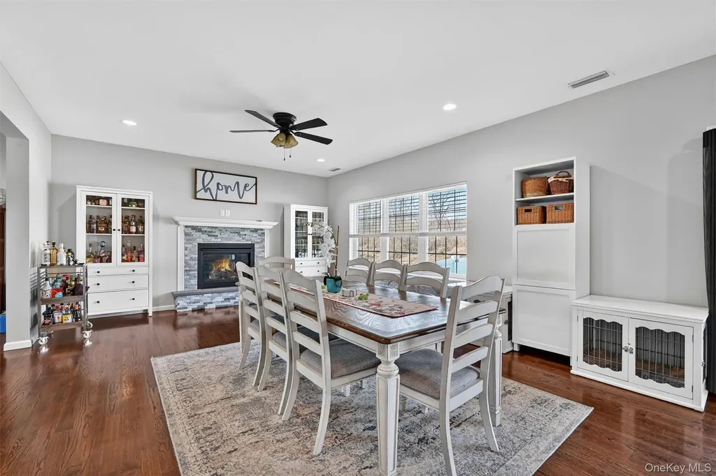 26 Curtin Lane Marlboro NY 12542