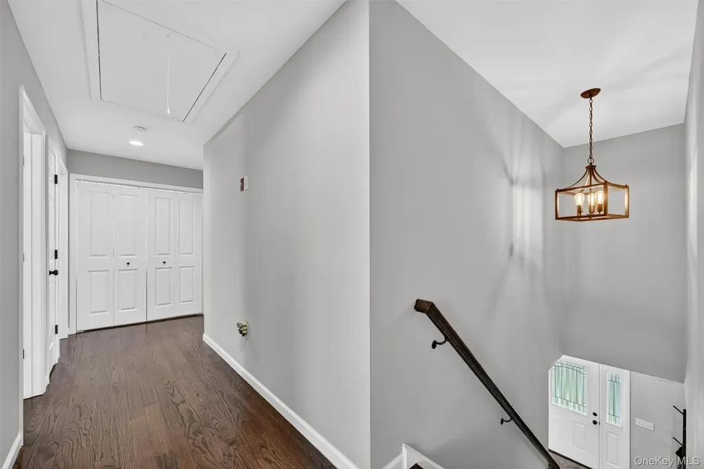 26 Curtin Lane Marlboro NY 12542