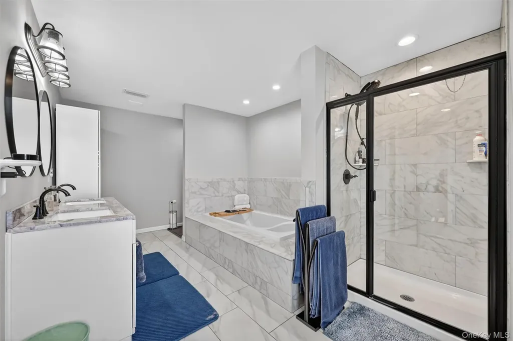 26 Curtin Lane Marlboro NY 12542