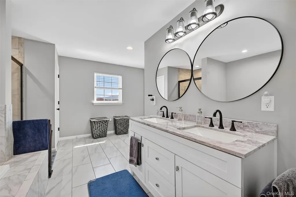 26 Curtin Lane Marlboro NY 12542