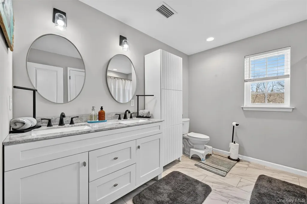 26 Curtin Lane Marlboro NY 12542