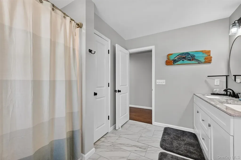 26 Curtin Lane Marlboro NY 12542
