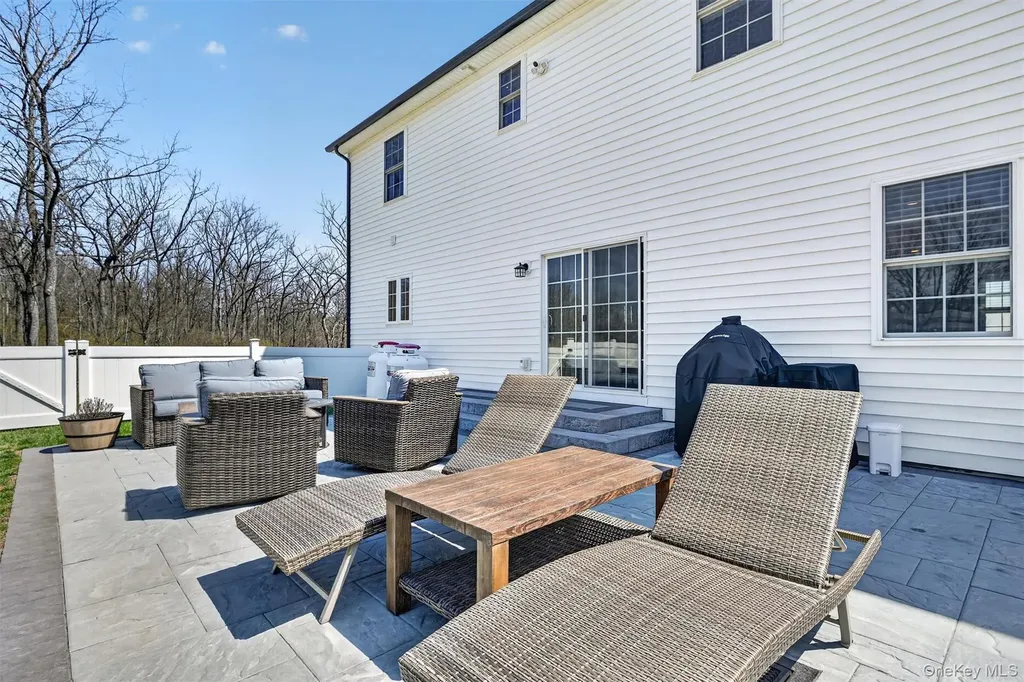 26 Curtin Lane Marlboro NY 12542