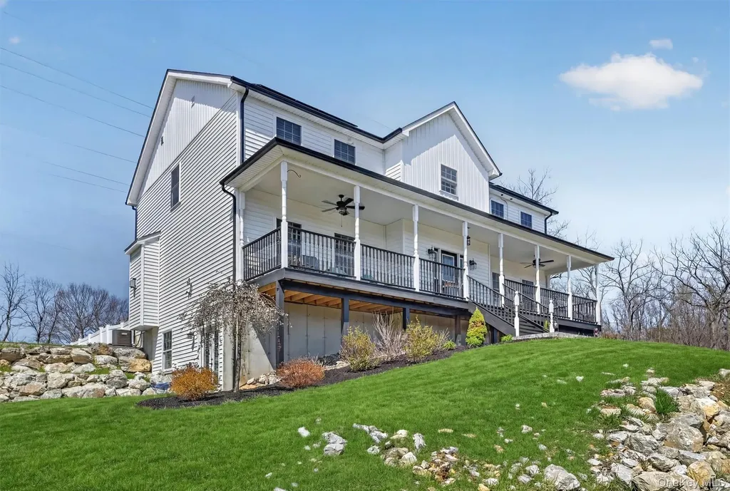 26 Curtin Lane Marlboro NY 12542