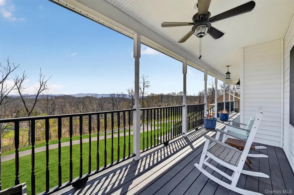 26 Curtin Lane Marlboro NY 12542