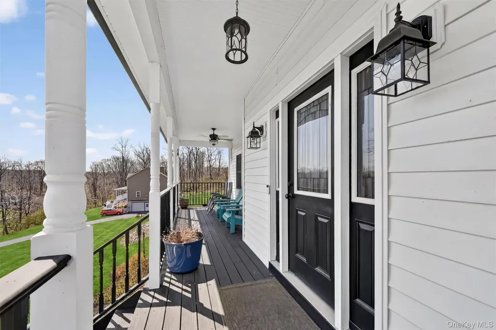 26 Curtin Lane Marlboro NY 12542