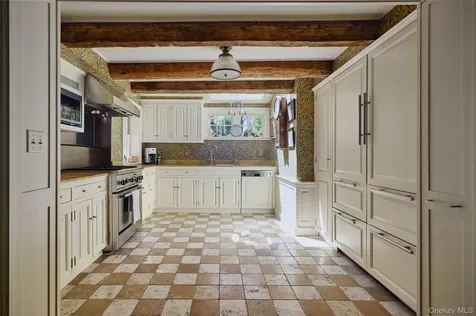 116 S Mountain Road New City NY 10956