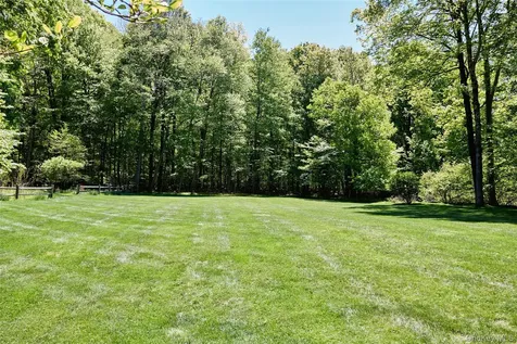 116 S Mountain Road New City NY 10956