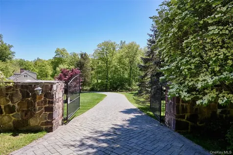 116 S Mountain Road New City NY 10956