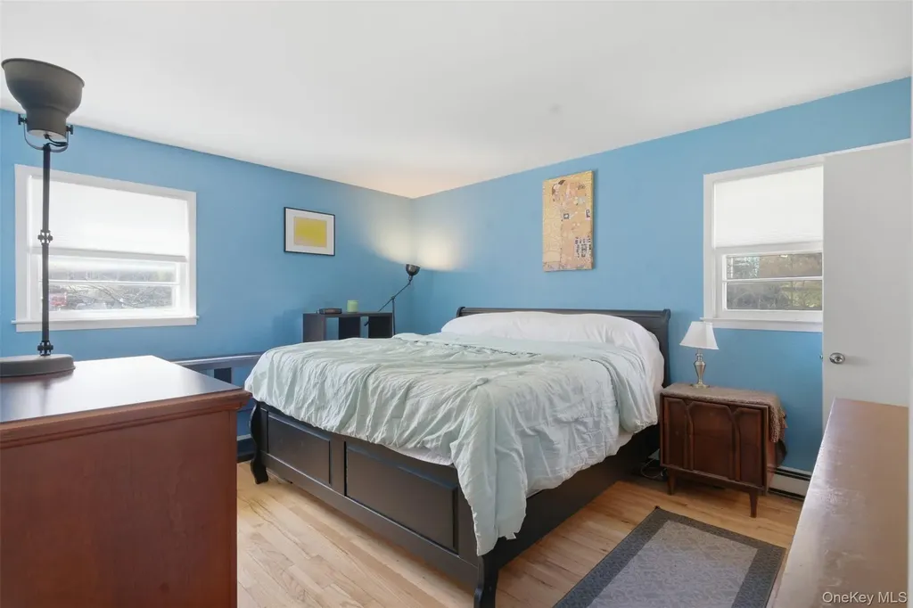 7 Woodland Circle Hyde Park NY 12538